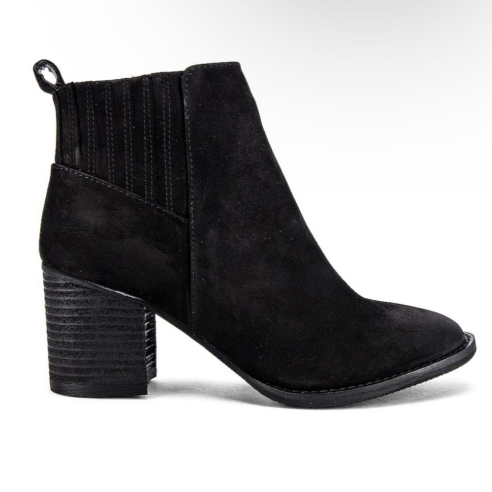 Blondo Black NOA Cognac Nubuck Waterproof Zip Block Heel Ankle Booties Size 8